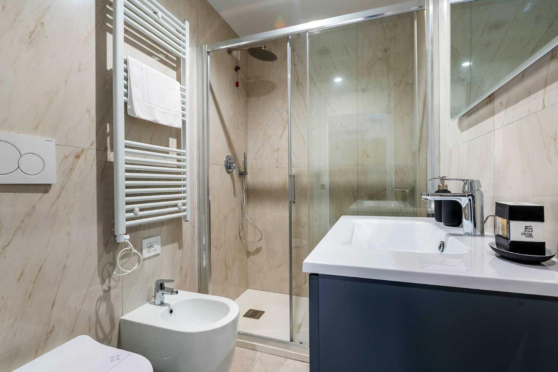 Velasca Tower Apartments Milano Eksteriør bilde